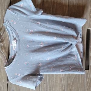 Crop top with flowers